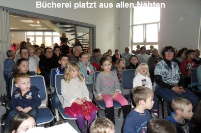 Bcherei platzt aus allen Nhten